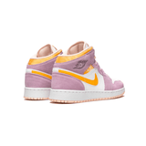 Nike x Air Jordan 1 « Mid Arctic Pink »