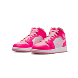 Nike x Air Jordan 1 « Mid Fierce Pink »