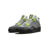 Nike x Air Jordan 4 « Neon Volt »