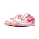 Nike x Dunk Low « Triple Pink Barbie »