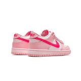 Nike x Dunk Low « Triple Pink Barbie »