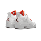 Nike x Air Jordan 4 « Edition Metallic Orange »